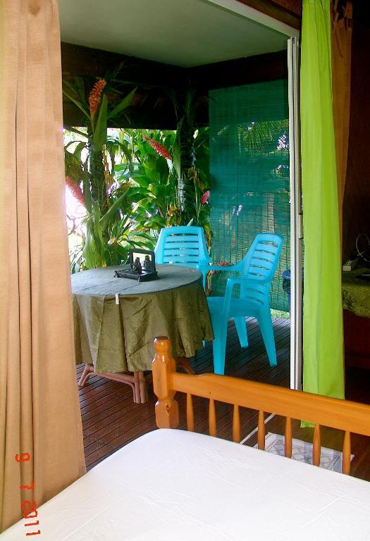 Tauhanihani Village Lodge La Vague Bleue Teahupoo Habitación foto